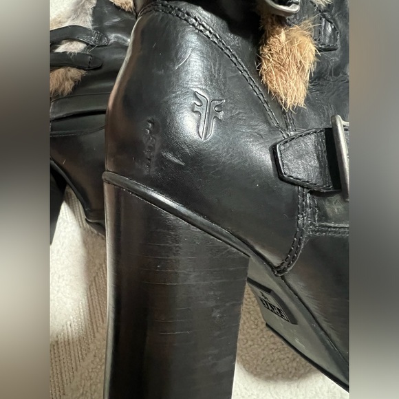 Sold FRYE Penny Luxe Moto Short Black - Picture 5 of 11